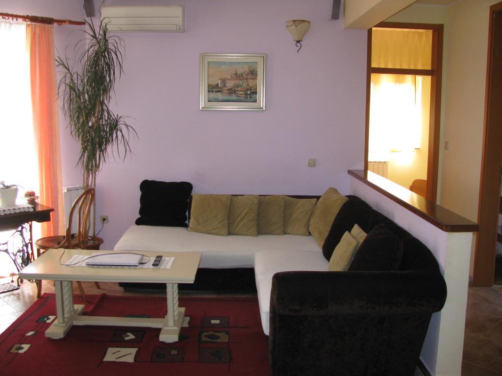 Apartment Megi Tribalj Zewnętrze zdjęcie