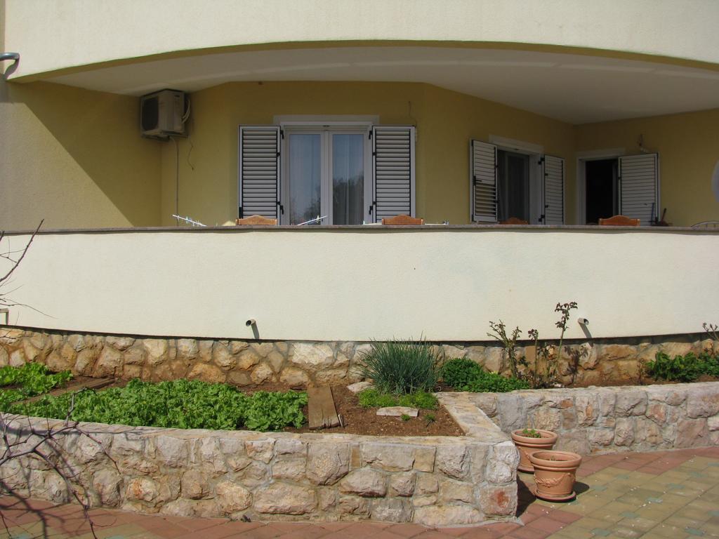 Apartment Megi Tribalj Zewnętrze zdjęcie