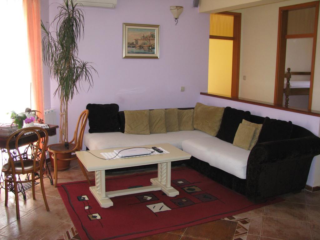 Apartment Megi Tribalj Pokój zdjęcie